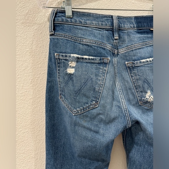 MOTHER Superior The Tomcat Distressed Crop Blue Jeans Playing with Scissors 25 - Picture 9 of 16